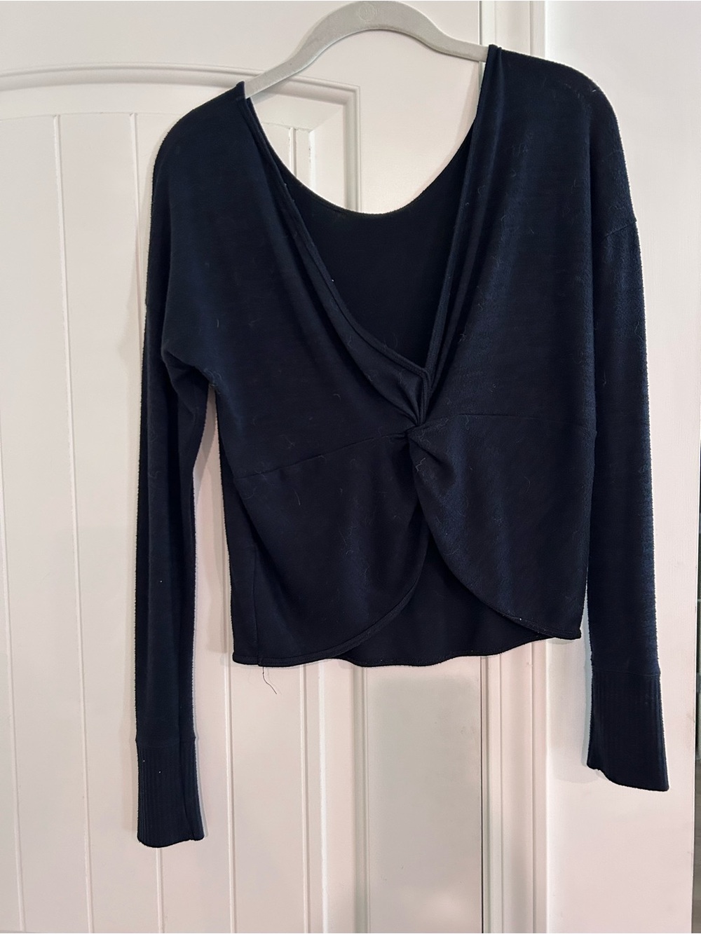 Abercrombie and Fitch Women's Long-Sleeve Scoop Neck Top - Black - Picture 2 of 3